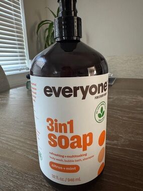 Everyone 3-in-1 Citrus + Mint Multitasking Soap